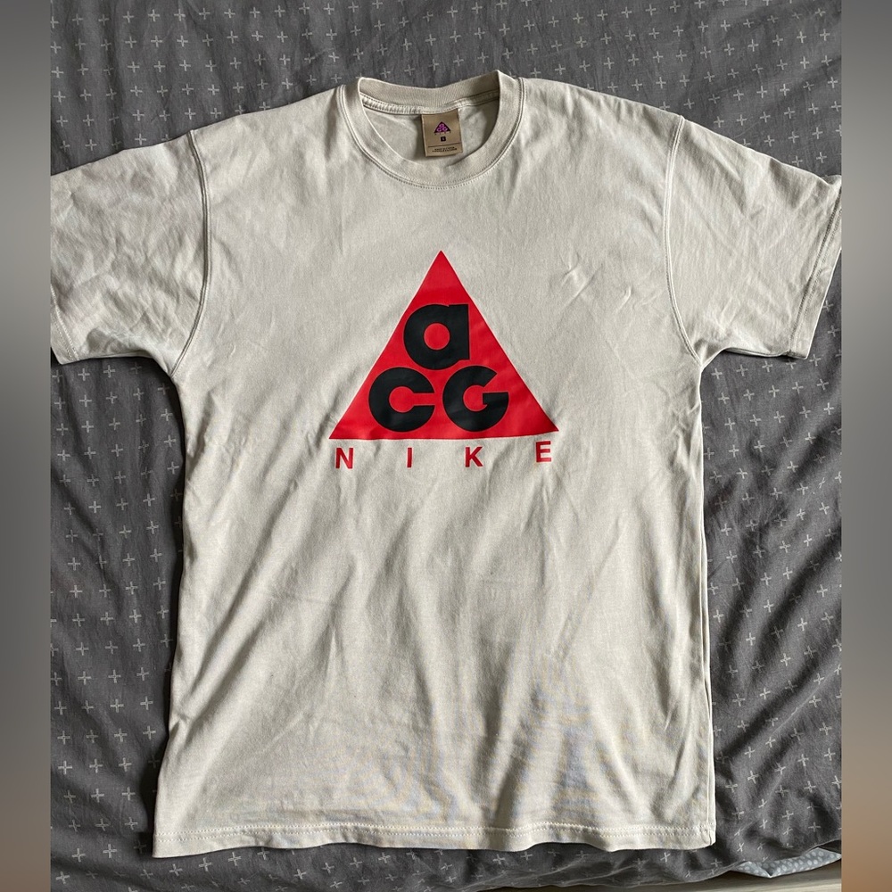 Nike ACG t-shirt